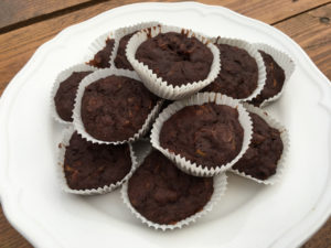 Karobovo-cukinové muffiny s vlašskými orechami